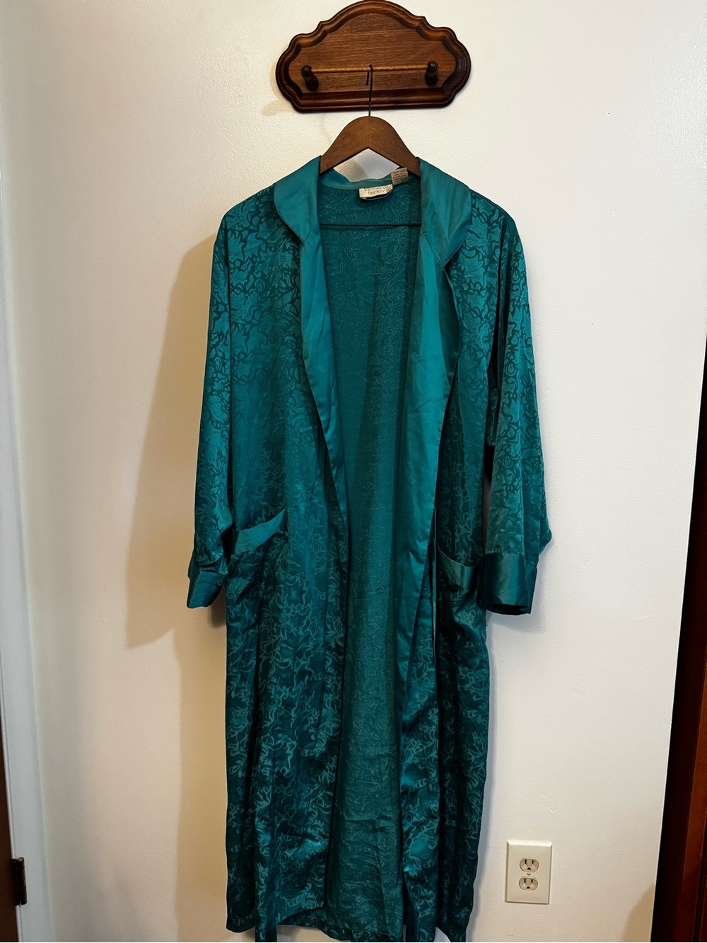 VTG Victorias Secret Silky Teal Jacquard Robe - Women Intimates & Sleepwear